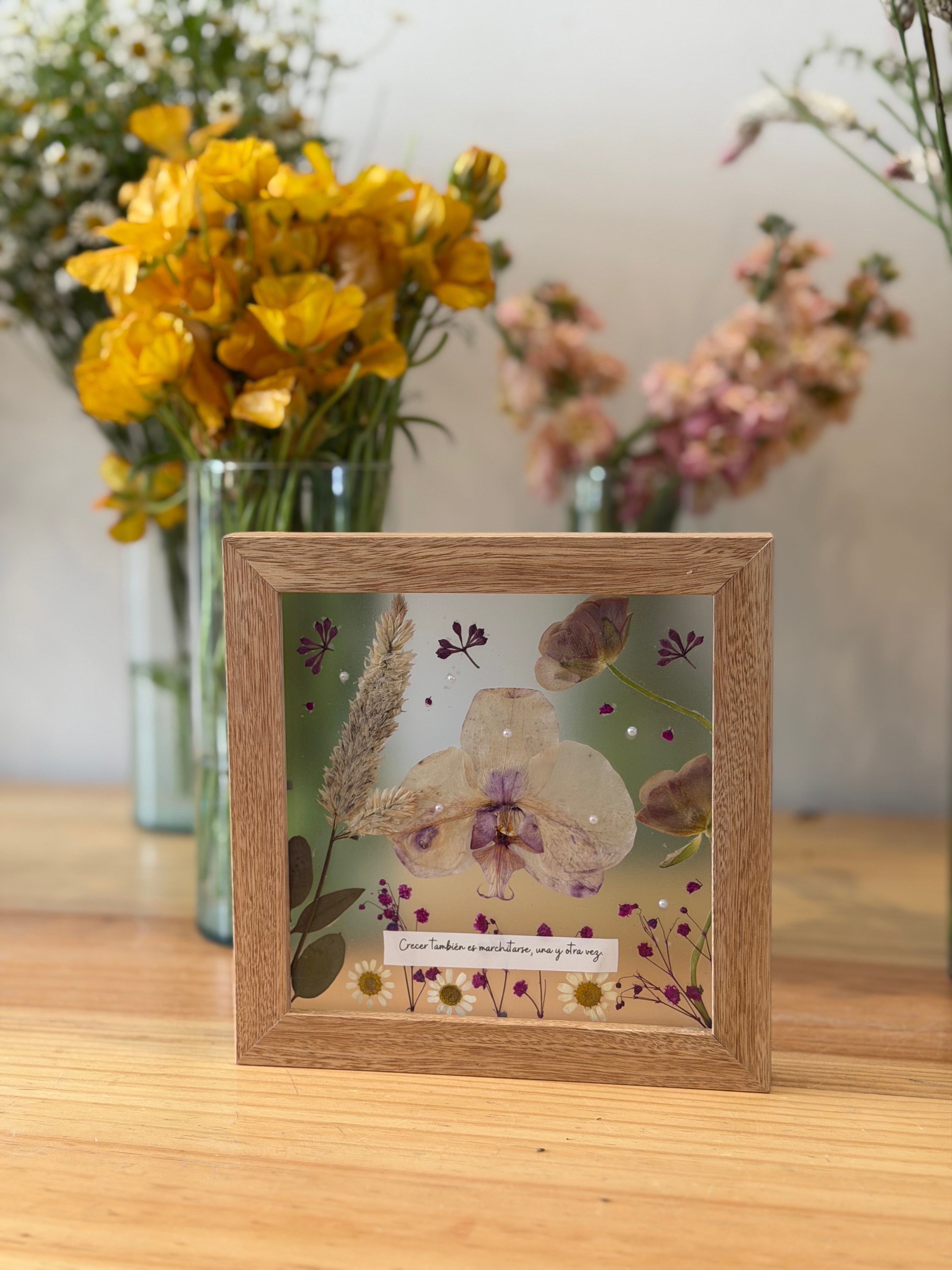 Creando con flores: EXPERIENCIA BOTÁNICA PARA NIÑAS