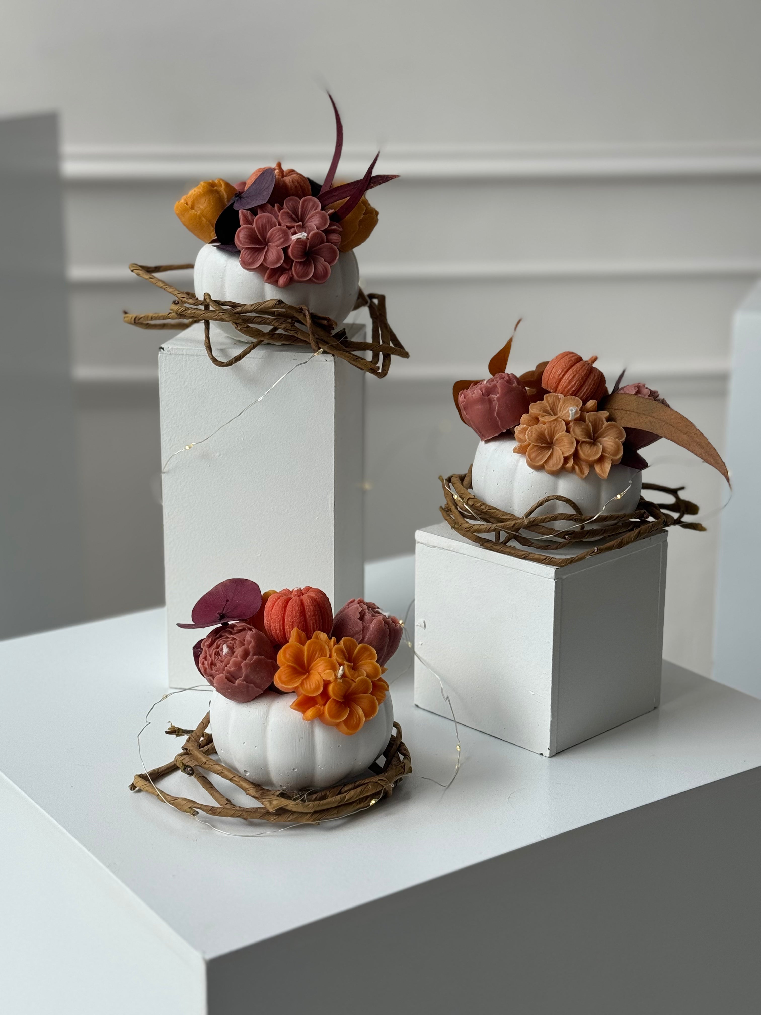 Pumpkin candle bouquet