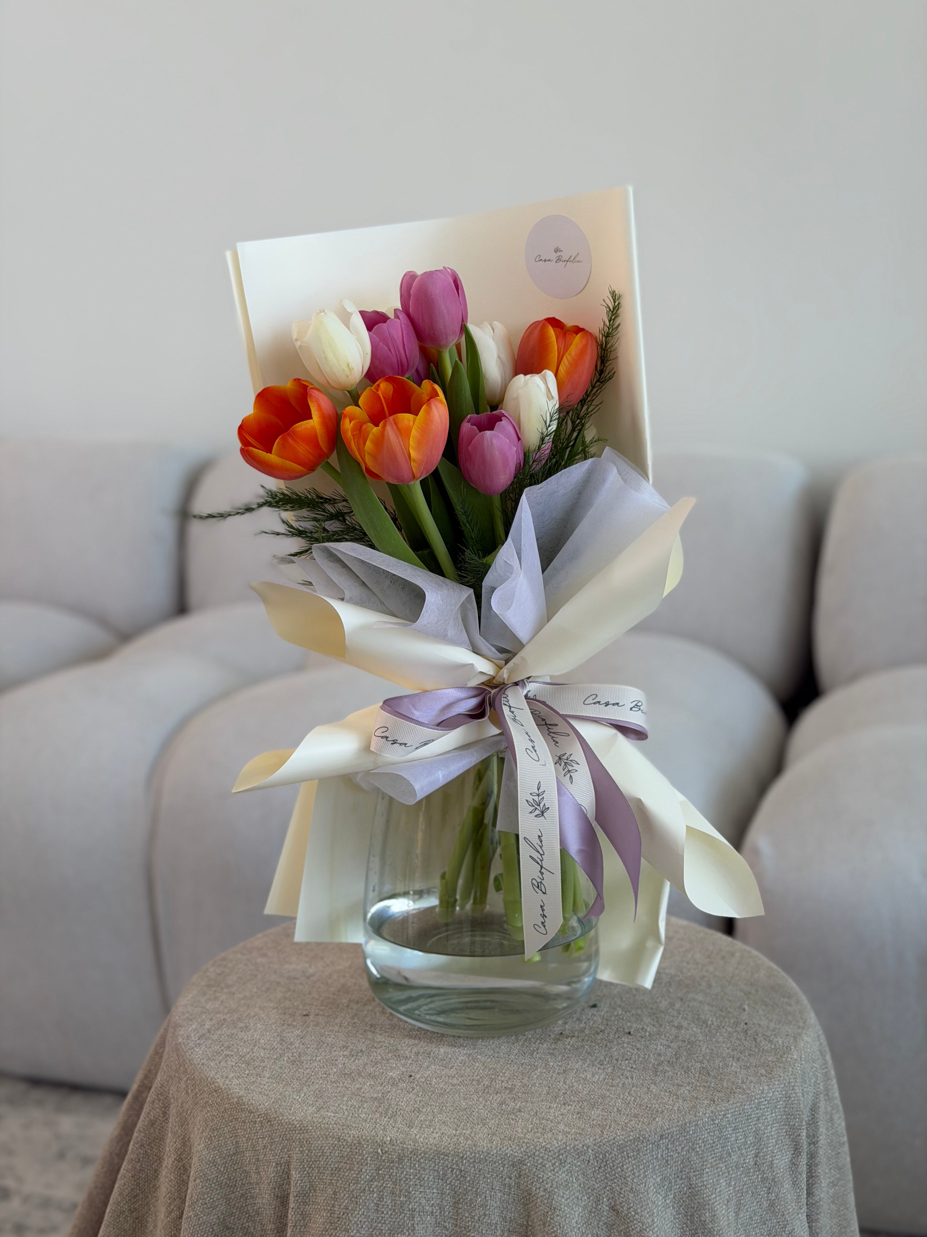 Atado de tulipanes